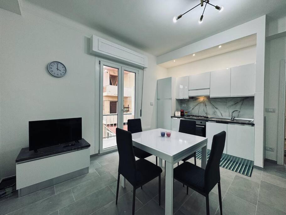 Appartement Casa Victoria A Due Passi Dall'ariston Internet Gratis *